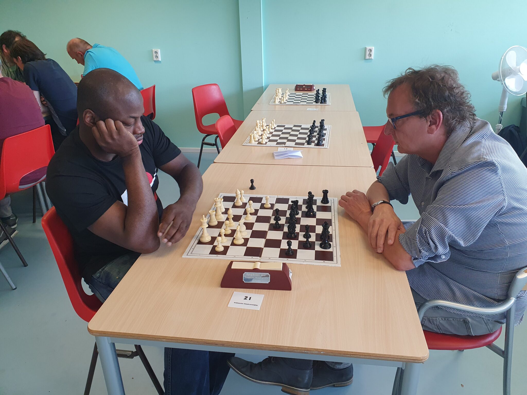 Rob Huberts wint B groep Voorjaarstoernooi Arnhemse schaakvereniging